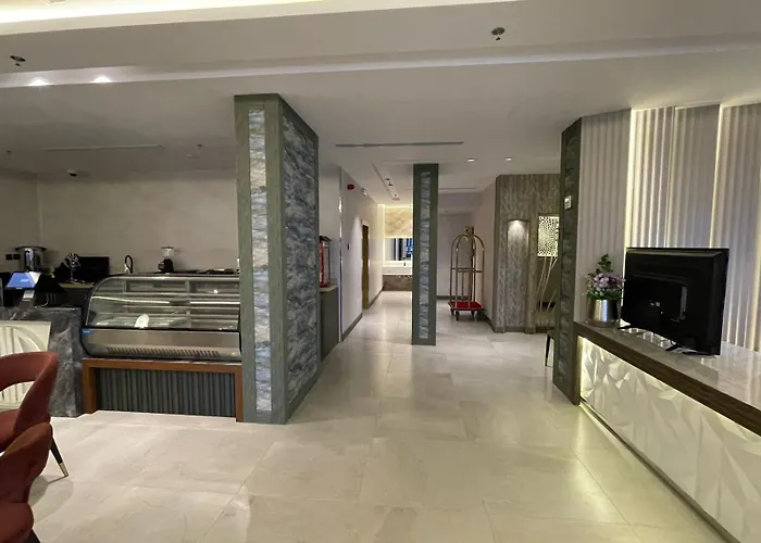 فندق حياة تاون 2