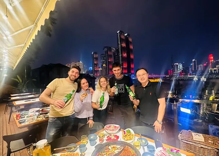 珠江国际江景酒店北滨路洪崖洞夜景店 Skyline Curated Hotel