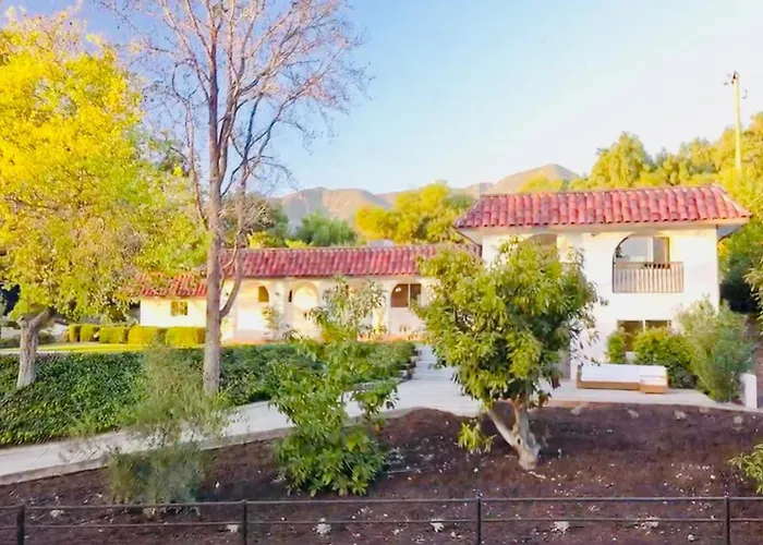 Lavender House - Serene Ojai Retreat, Pool, Orchard