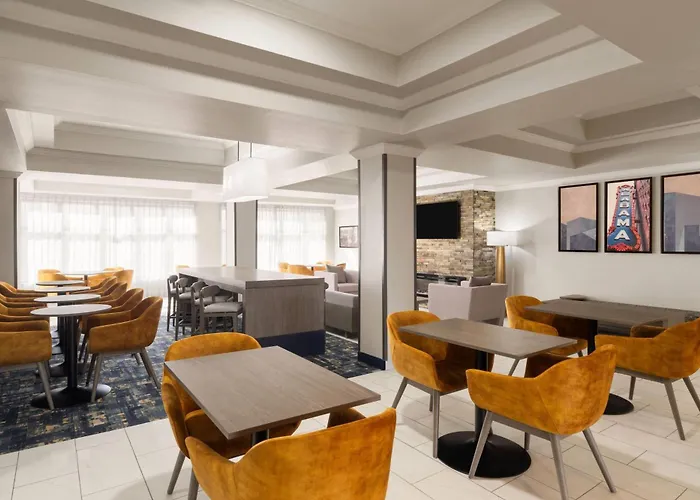 La Quinta Inn & Suites By Wyndham Bessemer