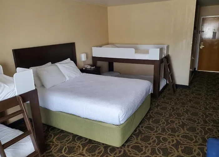 Inn At The Canyons