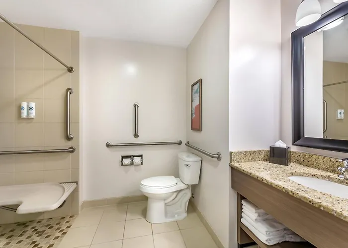 Comfort Inn & Suites Dover