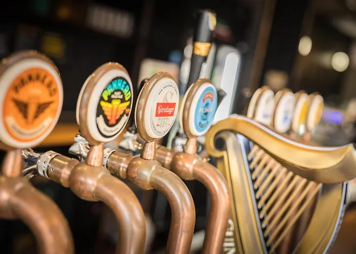 Carnmore Hotel Lower Hutt