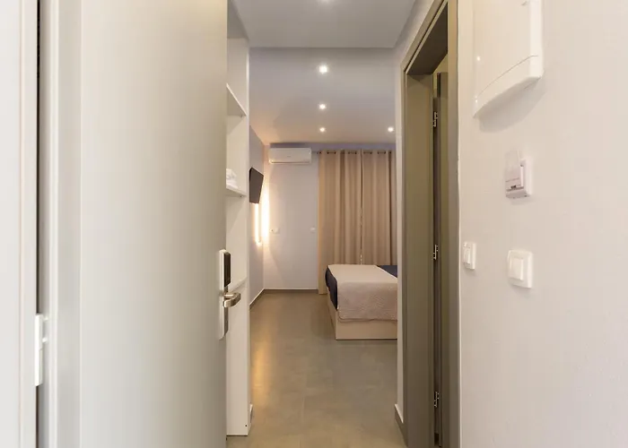 Wilde Rose Hotel