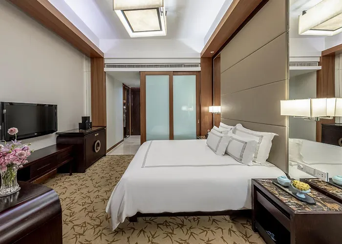 West Lake State Guest House
