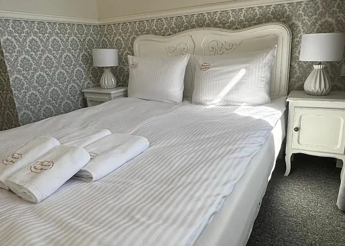 Premium - Bed & Breakfast