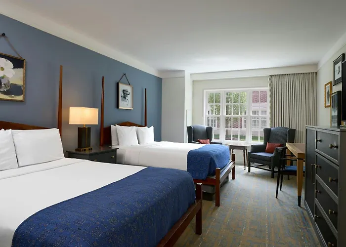 Williamsburg Lodge, Autograph Collection