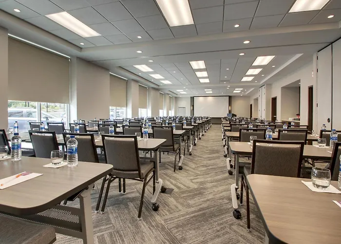Hyatt Place Milwaukee Downtown
