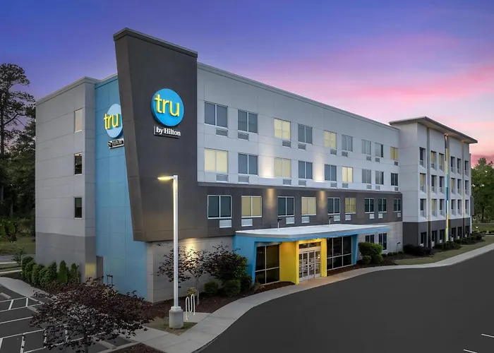 Tru By Hilton Fayetteville I-95