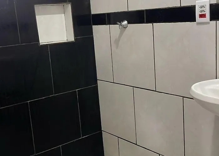 Hotel Real