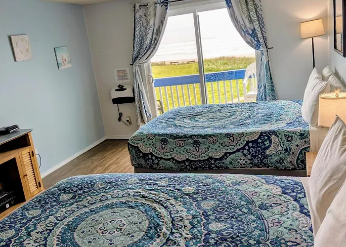 Silver Surf Motel