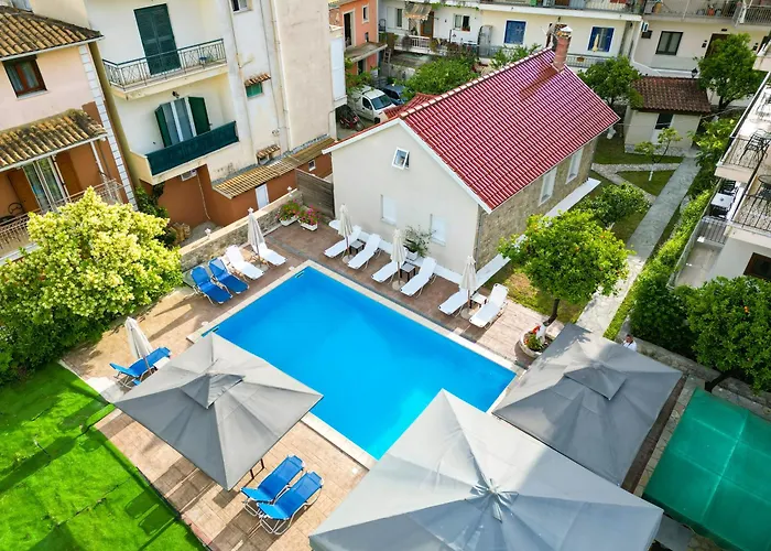 Central Hotel