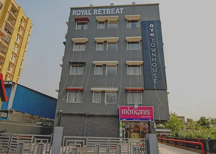 Super Townhouse The Royal Retreat