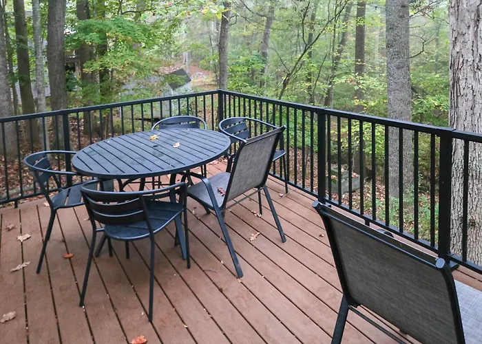 Pet-Friendly Cabin W/ Dock On Claytor Lake!