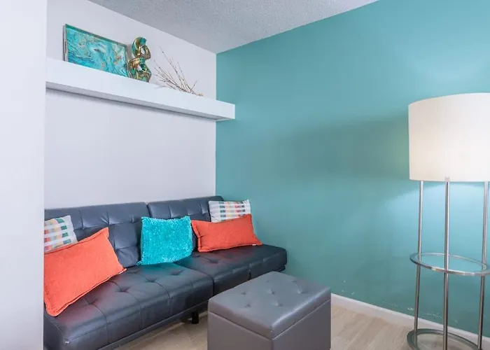 Kona Islander Inn 112