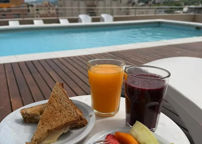 Hotel Alvarado Suites