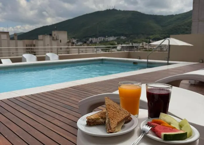 Hotel Alvarado Suites