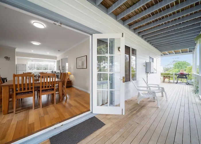 Bowen View - Pet-Friendly Home Near Hyams Beach