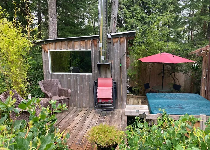 Forest Sweet Retreat Hot Tub & Wood Fired Sauna