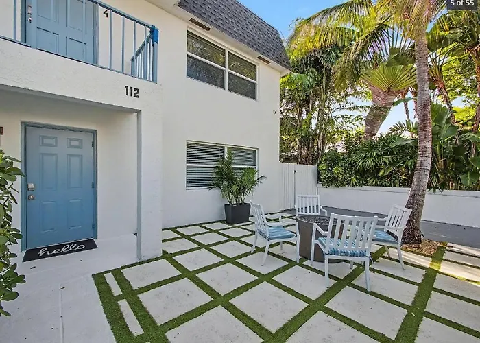 Dog Friendly Beach Condo With Hot Tub And Firepit