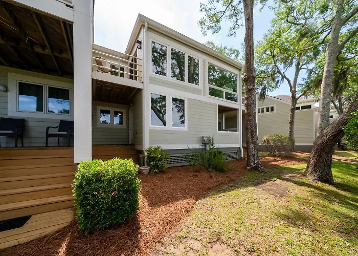 1714 Shelter Cove Villa