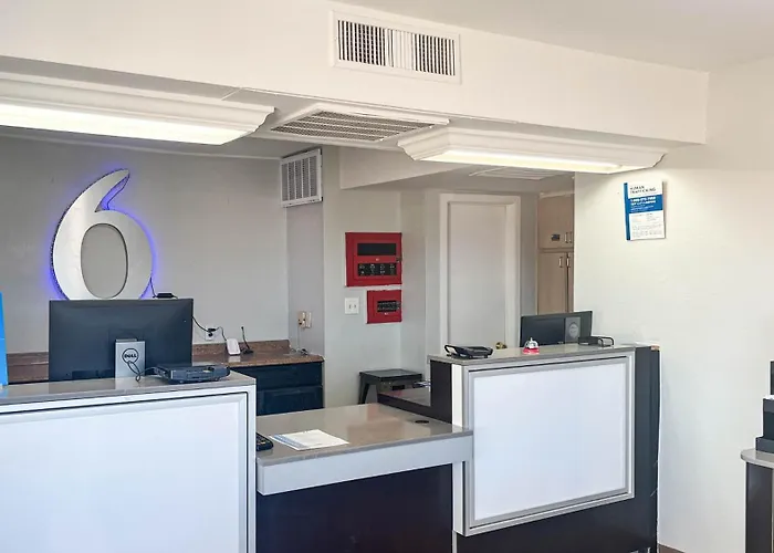 Motel 6 - Pecos, Tx