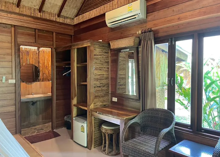 The Cliff And River Jungle Resort ภูผาและลำธารรีสอร์ท
