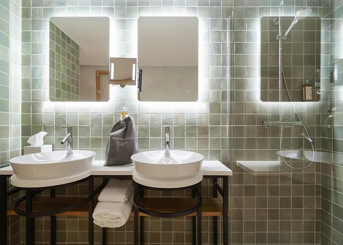Mercure Avignon Tgv Hotel & Spa