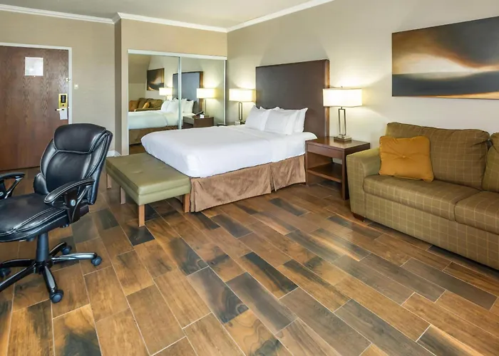 Chateau Cartier Hotel & Resort, An Ascend Collection Resort