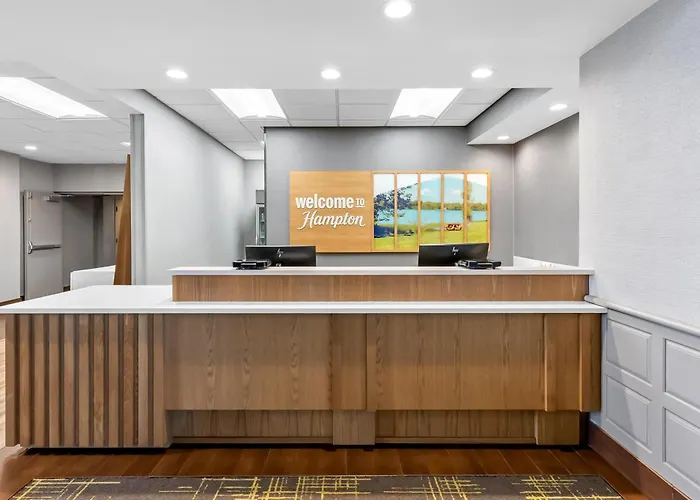 Hampton Inn & Suites Scottsburg