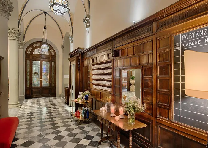 Porta Rossa Hotel Firenze, Colbert Collection