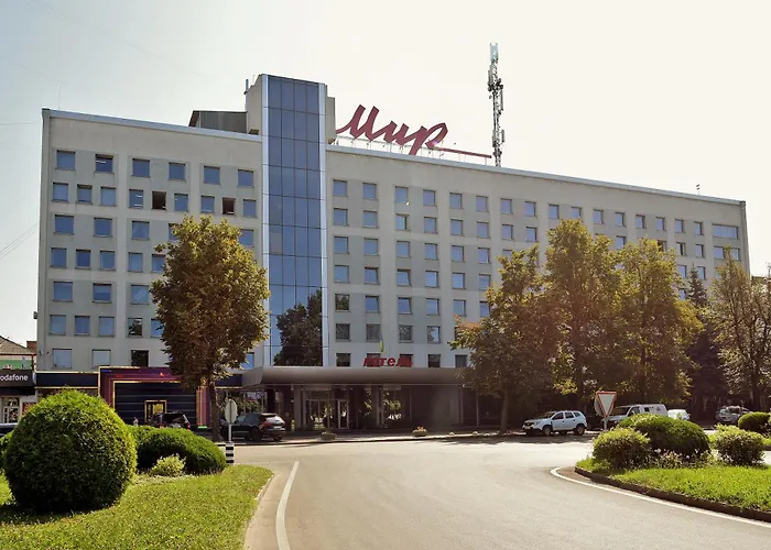 Hotel Mir