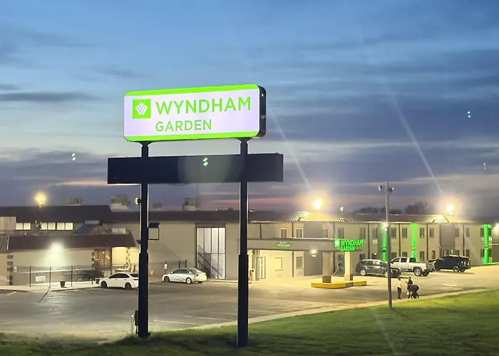 Wyndham Garden Salina Conference Center