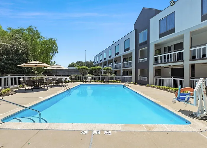Quality Inn Duluth - Atlanta Northeast