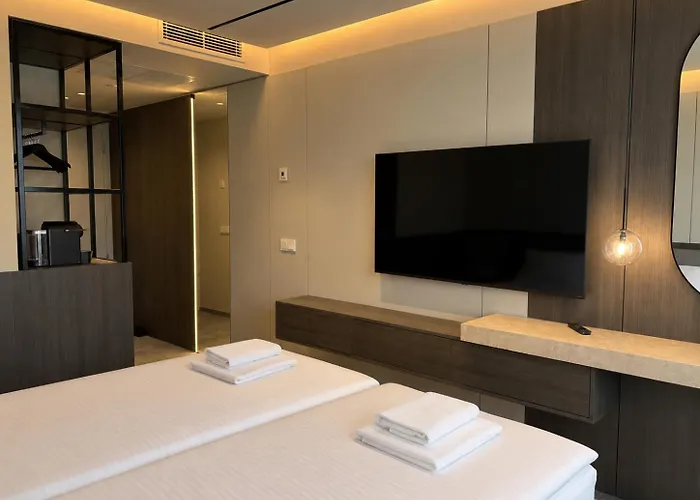 Wabi Hotel - Beauty & Dental Center