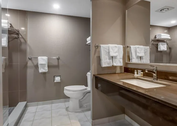 Best Western Plus The Arden Park Hotel