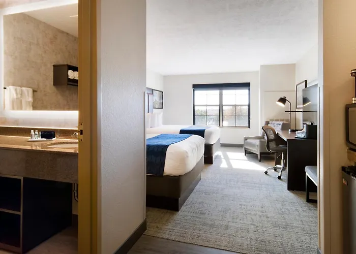 Clubhouse Hotel Sioux Falls