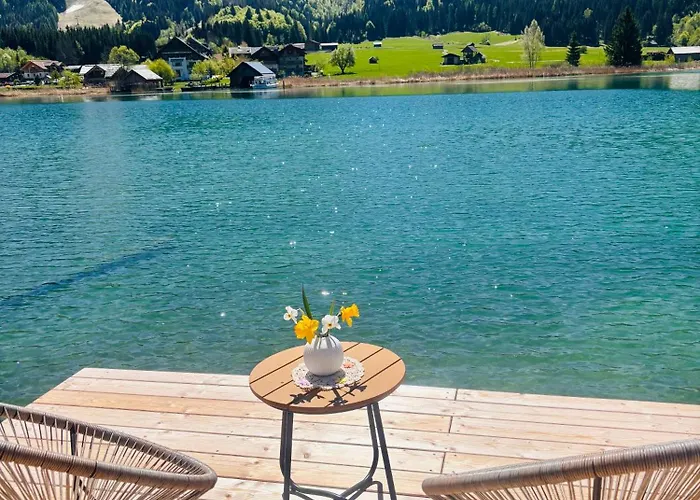 Der Kaerntnerhof Am Weissensee, Seehotel & Seeapartments Direkt Am See