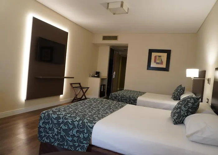 Land Plaza Hotel