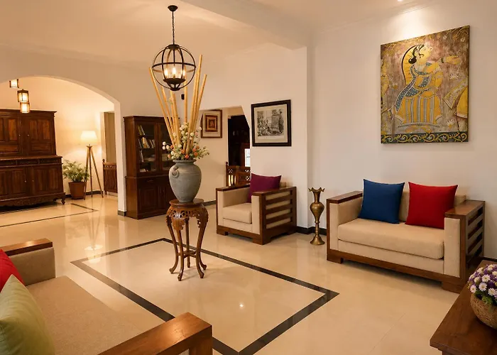 Elegant Hotel, Kandy