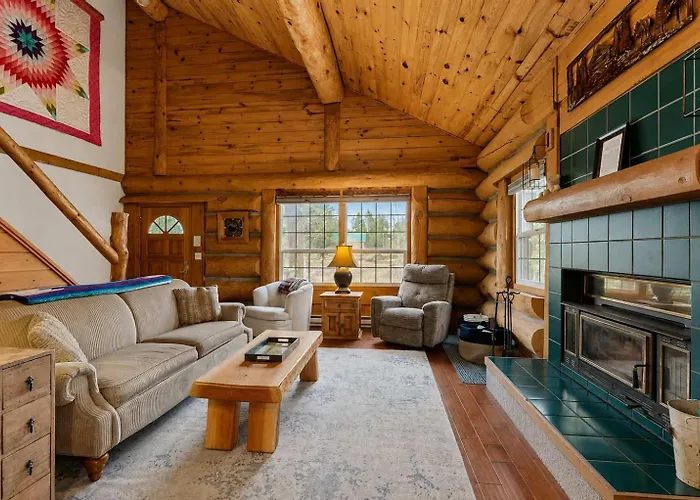 Pinedale Cabin