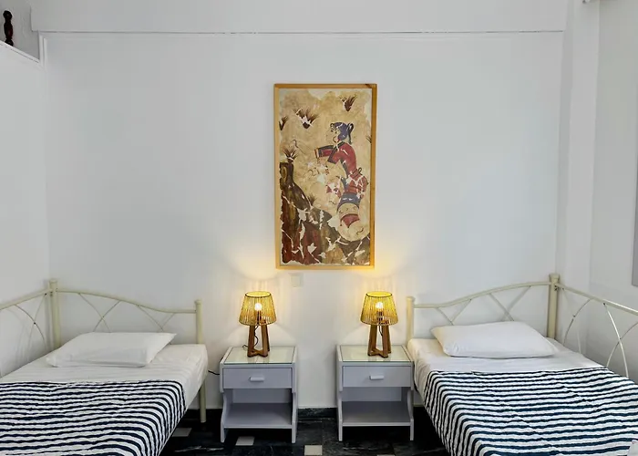 Tritonas Rooms