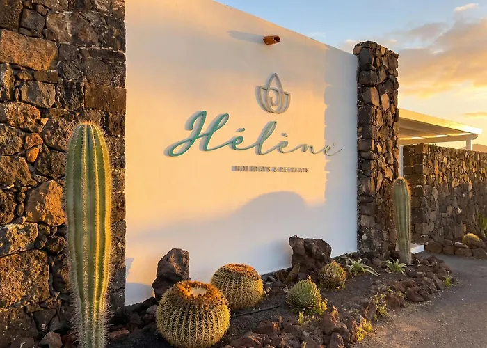 Hélène Holidays - Hotel Boutique