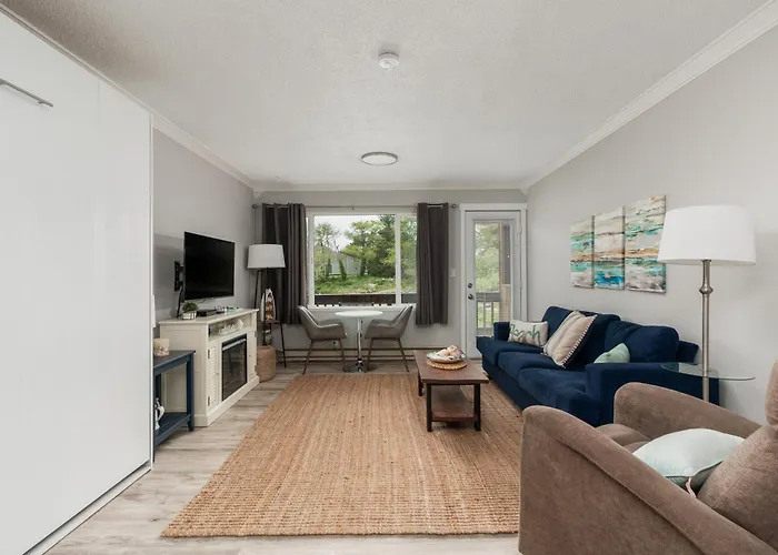 Beach Captain - Meredith Lodging
