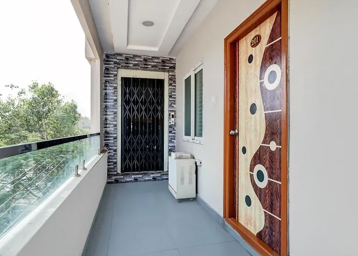 Hotel O By Oyo Vara Residency