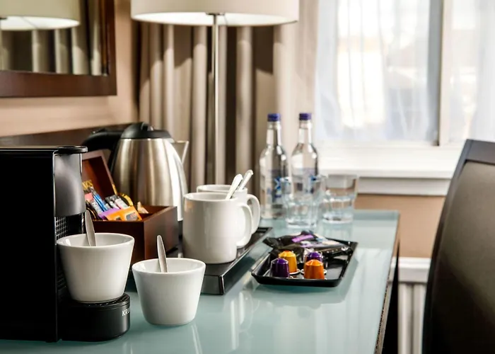 Mercure York Fairfield Manor Hotel