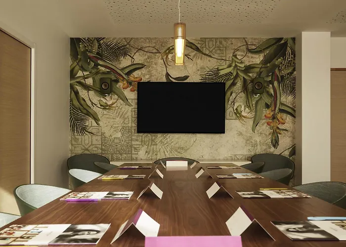 Mercure Avignon Tgv Hotel & Spa
