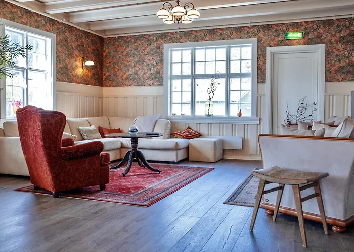 Valldal Fjord Lodge B&B