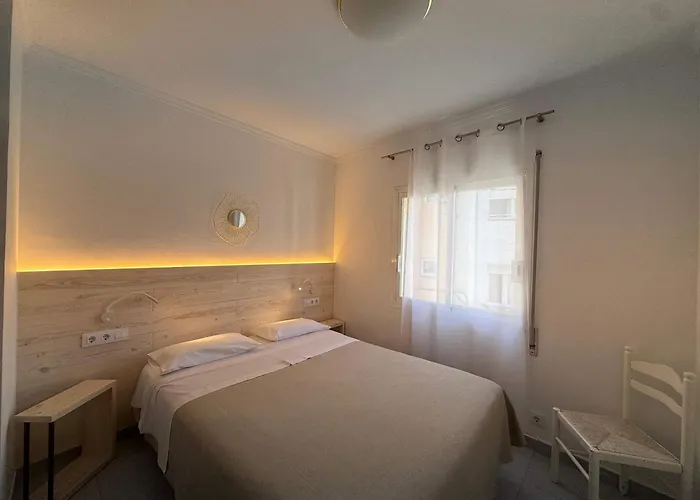 Hostal Rom Familiar