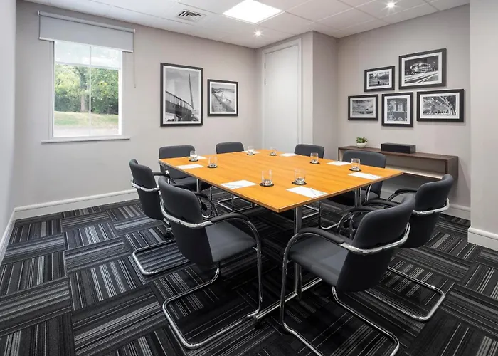 Holiday Inn Aylesbury By Ihg
